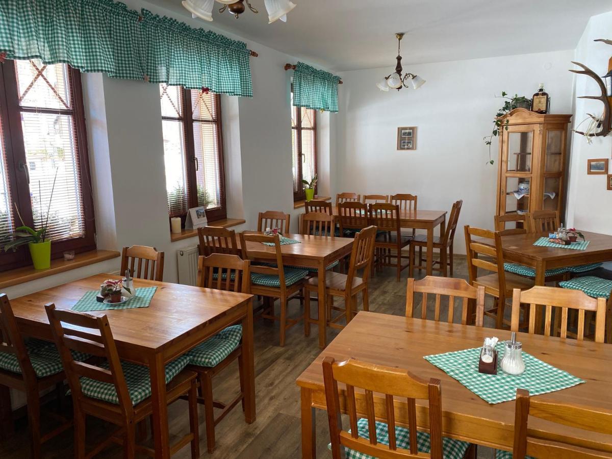 Pension Holiday Vrchlabí المظهر الخارجي الصورة